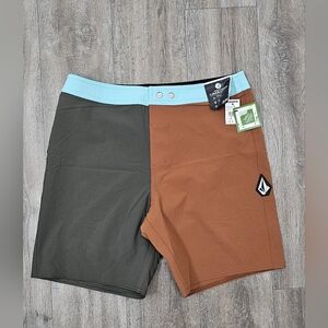 Volcom Men's Color Block Board Shorts-*NWT*